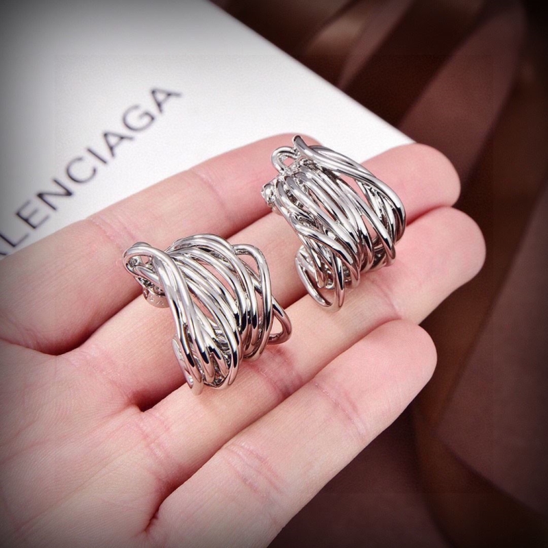 Ba*len*cia*ga earrings